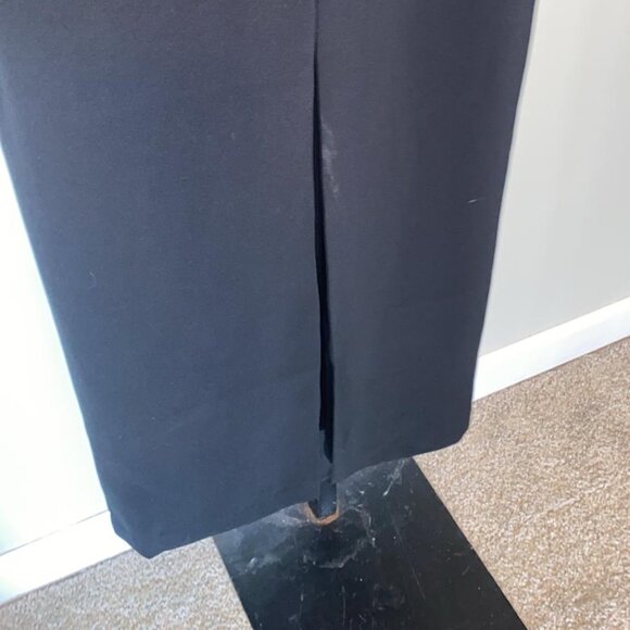 Crepe Long-Sleeve Gown Lauren - Picture 8 of 11